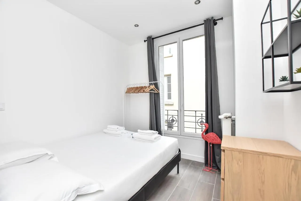 Apartamento Cmg Menilmontant / Saint Fargeau Paris